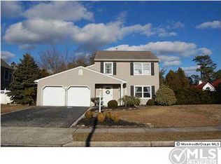 40 Bay Bridge Dr, Brick, NJ 08724