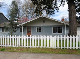6867 SE Lois St, Hillsboro, OR 97123