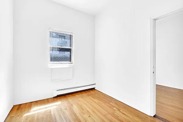 Rented by Cooper & Cooper Real Estate | media 40