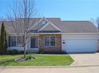 1243 Pebble Ct, Willoughby, OH 44094