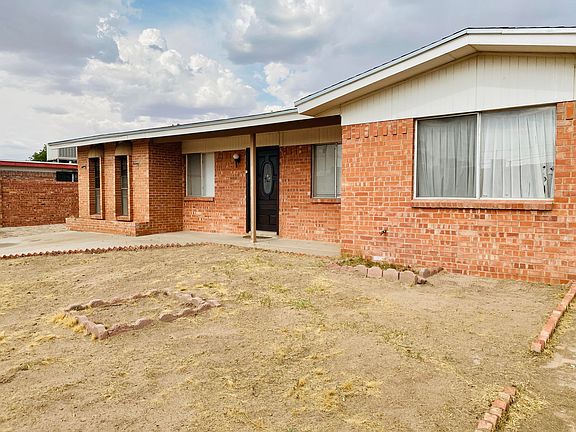 4th image of 266 Romeria Dr