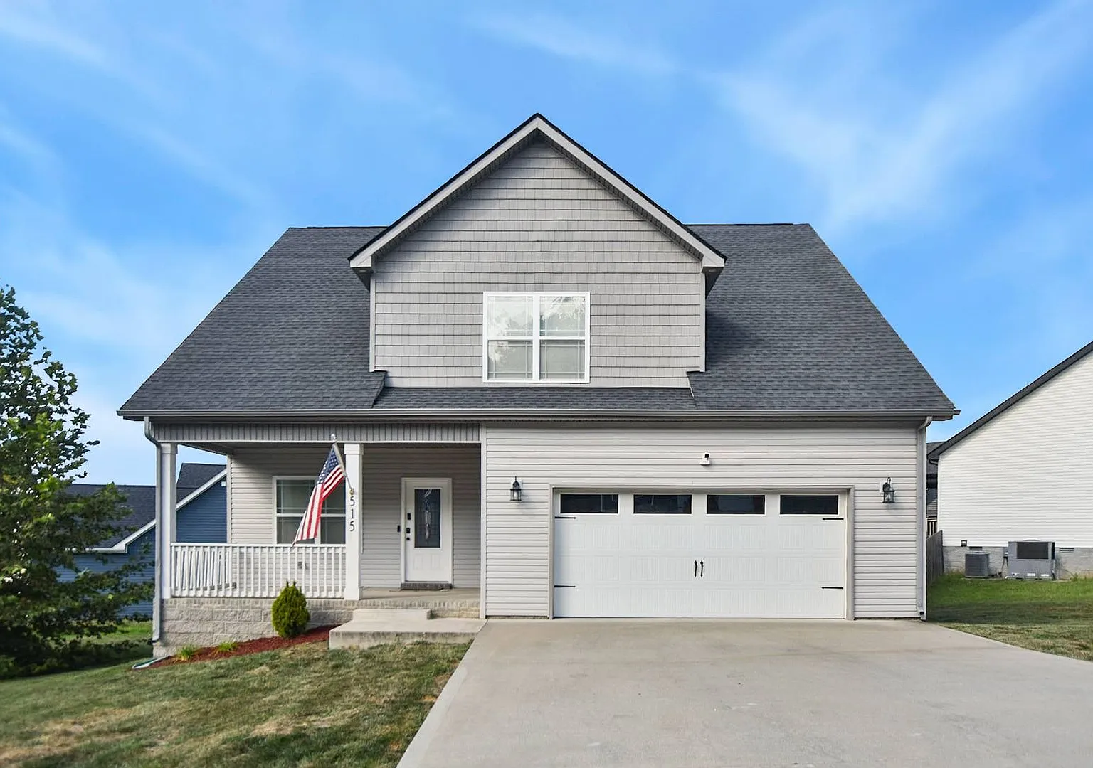 Like New Three Bedroom! — Photo 1