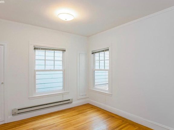 3rd image of 2240 Lombard St APT 101