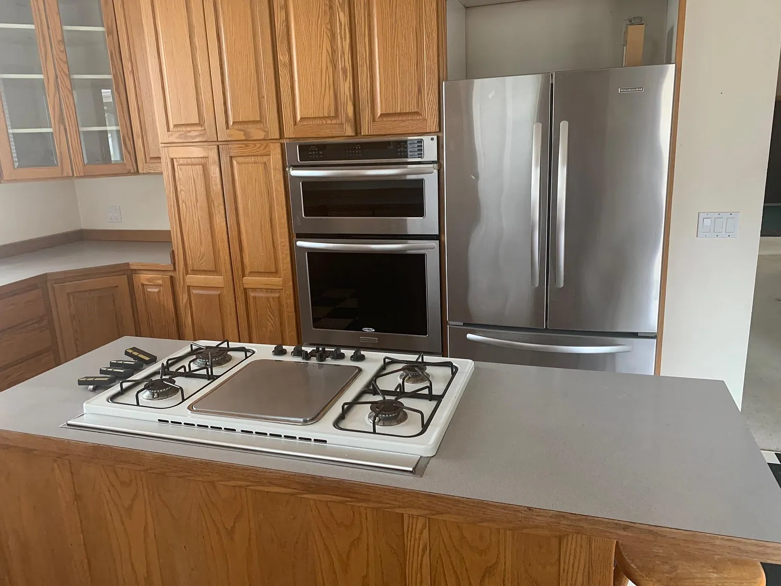 4 bed, 3.5 bath, 2553 sqft, $3,200 — Photo 4