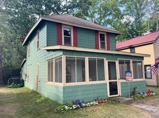 2296 Toledo St, Fenton, MI 48430