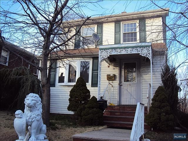 2nd image of 49 Park Ave