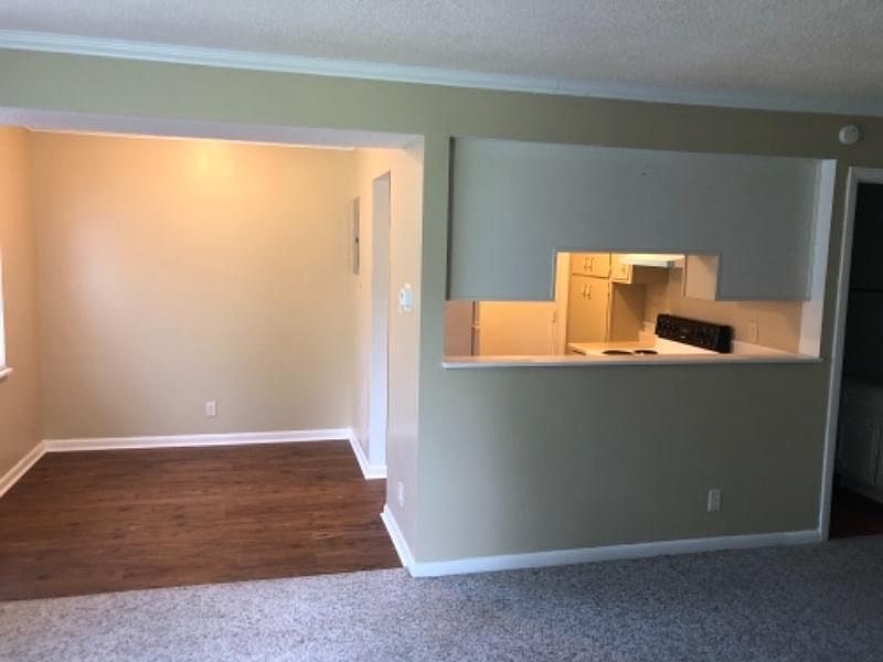 1st image of 3229 Lupine Dr