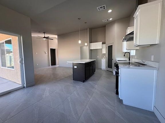 2nd image of 676 E 12th Pl