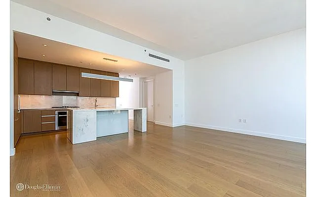 Rented by Douglas Elliman | media 29