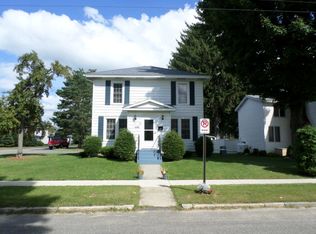 17 Pierrepont Ave, Malone, NY 12953
