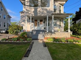 553 Townsend Ave, East Haven, CT
