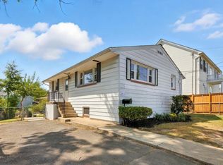 2012 S Lincoln St #2, Arlington, VA 22204