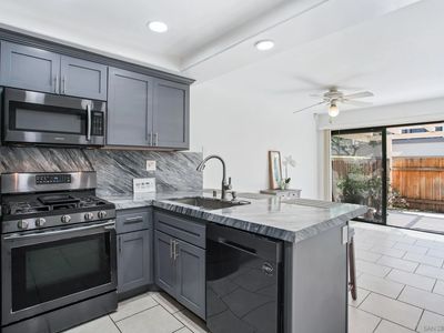 10140 Gayuba Ln, San Diego, CA, 92124