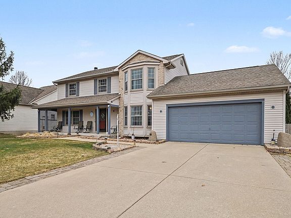 3rd image of 2145 Aspenwood Dr
