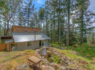 113 Oak Ln, Eastsound, WA 98245