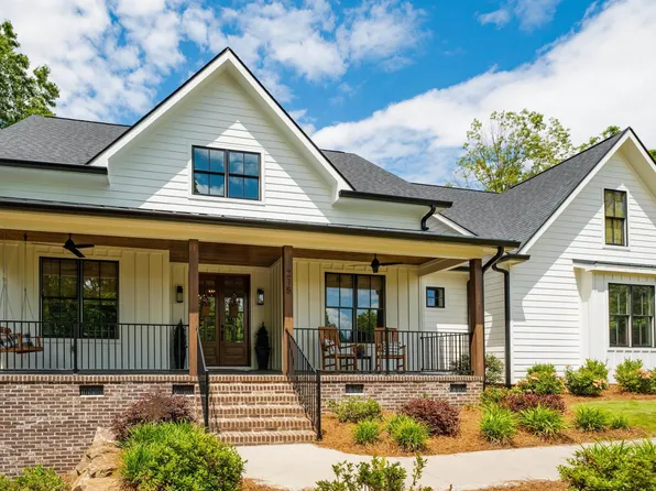 215 Oak View Dr, Marietta, SC 29661