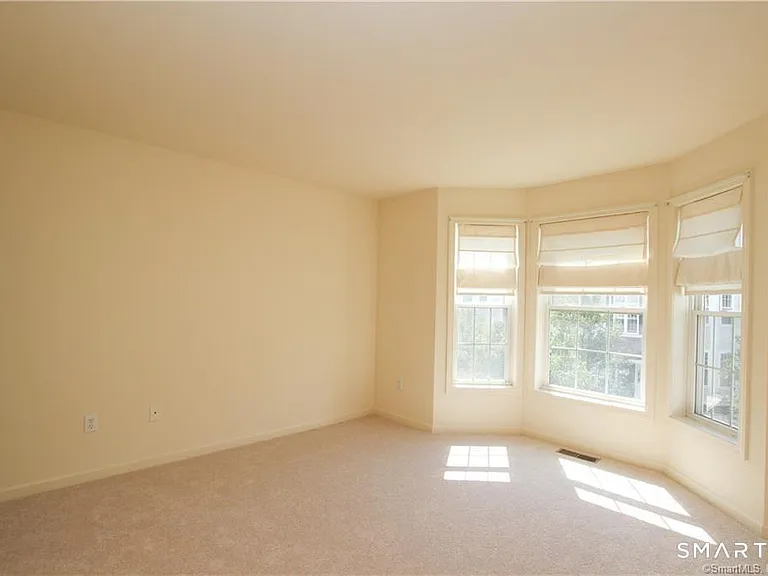 107 Sienna Dr #107 — Photo 7