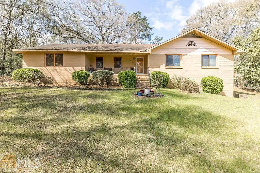 3004 Marilyn Dr photo 1