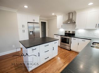 126 Vanderbilt Cir, Greenville, SC 29609