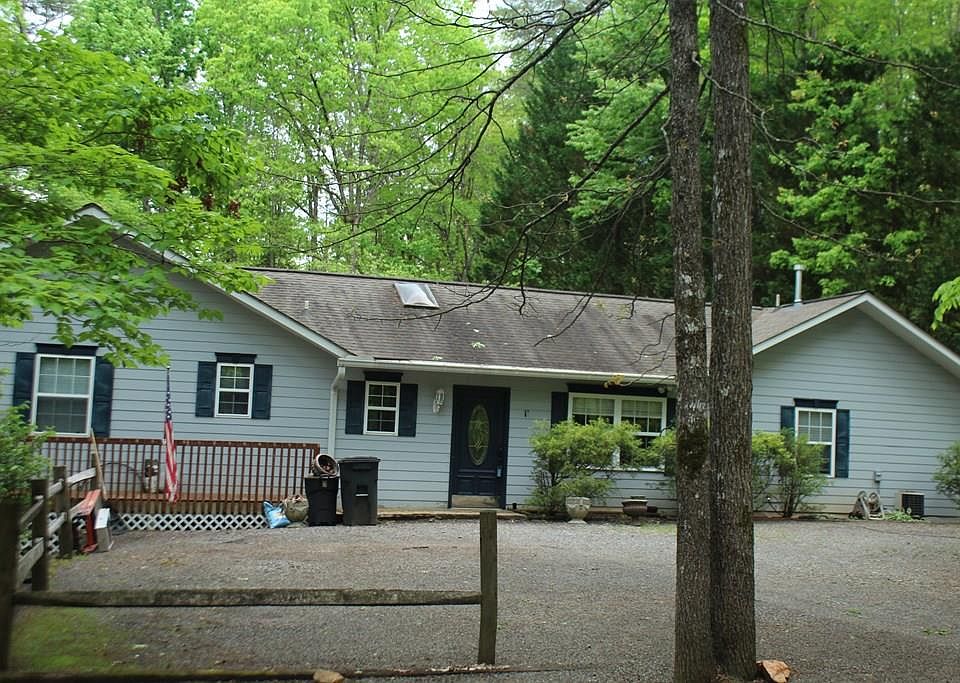 1st image of 6961 Wood Lake Cir
