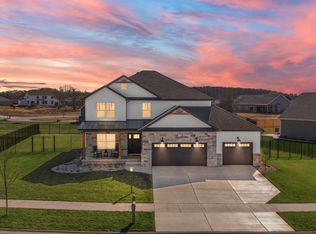 11175 W Deer Creek Dr, Winfield, IN 46307