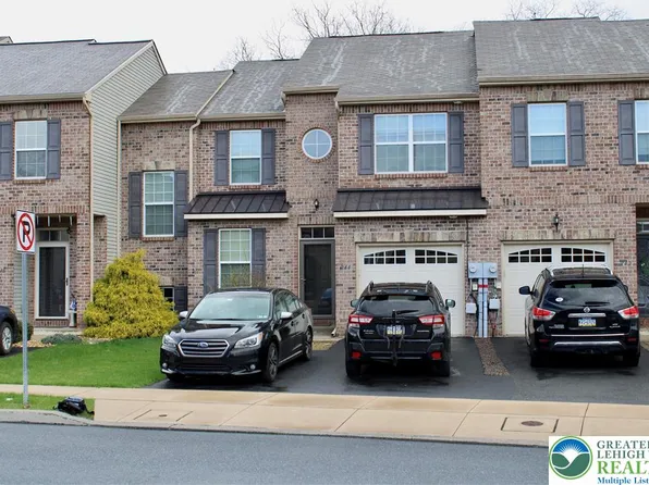 244 Milkweed Dr, Allentown, PA 18104