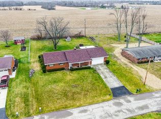2418 Brown Bark Dr, Dayton, OH 45431