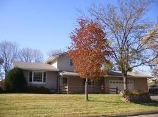 6585 Dawn Ave, Inver Grove Heights, MN 55076