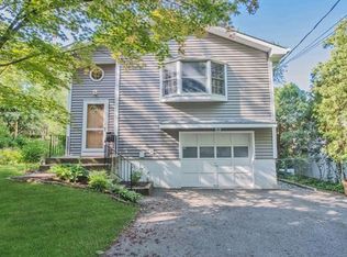 82 Old Post Rd, Croton On Hudson, NY 10520