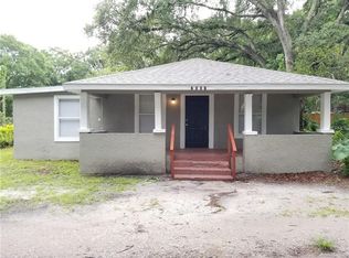7507 New York Dr, Tampa, FL 33619