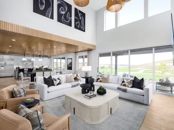 8113 S Bersshine Street, Aurora, CO 80016