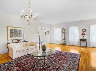 23-1 Quaker Dr, East Brunswick, NJ 08816