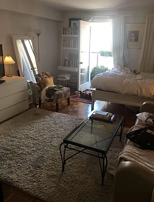 Rented by Charie Properties LLC | media 11