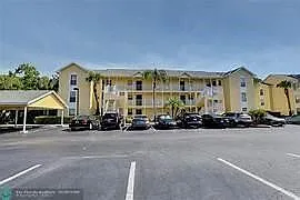 3 bed, 2.0 bath, 1413 sqft, $3,000 — Photo 2