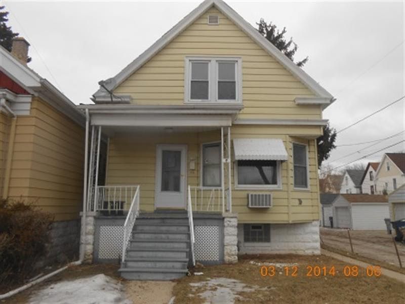 1st image of 1120 W Dakota St