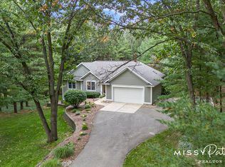 4601 Deerhaven Park Dr #16, Lowell, MI