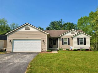 6401 Birch Meadows Ln, Fowlerville, MI 48836