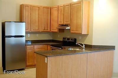 5th image of 3305 Park Ave APT E