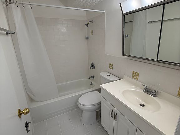 2nd image of 7328 Ethel Ave APT B-2