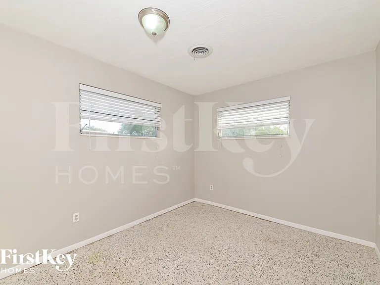4516 56th St W — Photo 11