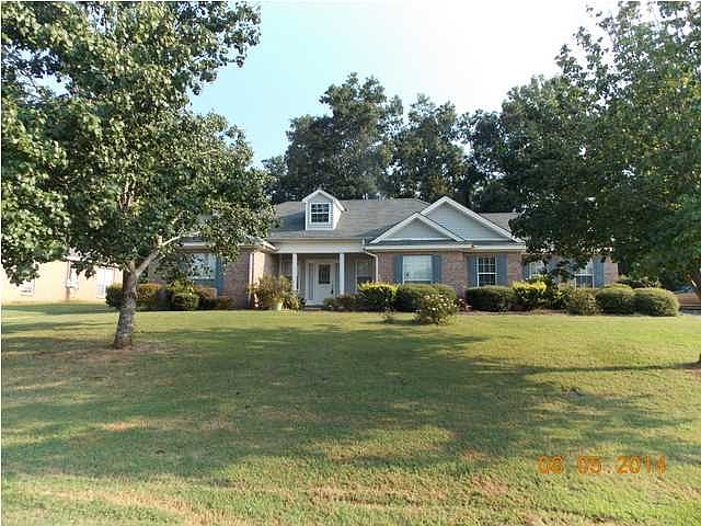 2nd image of 234 Old Orchard Loop