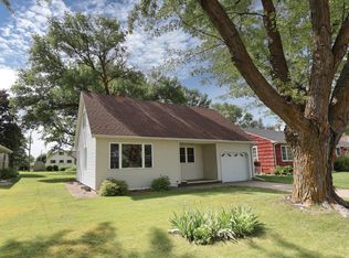 750 Clark Ave, Gibbon, MN 55335