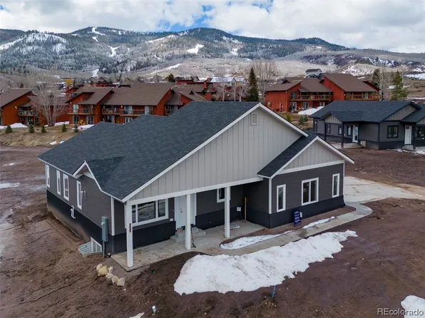 30625 Reinsman Ct, Oak Creek, CO 80467