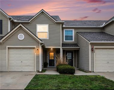 5444 N Fairmount Ave, Kansas City, MO, 64118