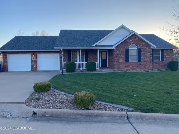 307 Travis Ct, Jefferson City, MO 65101