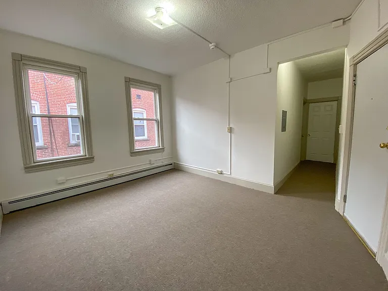 31-33 Bond St — Photo 46