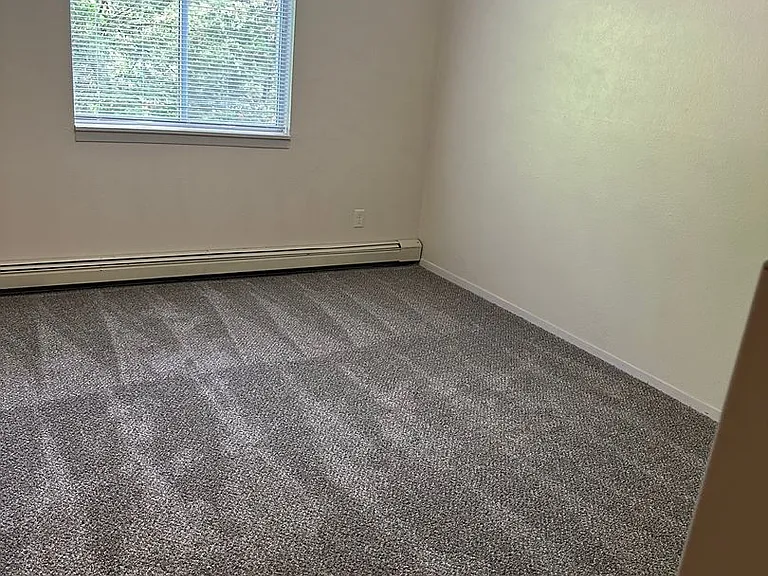 210 5th Ave NE #304 — Photo 14