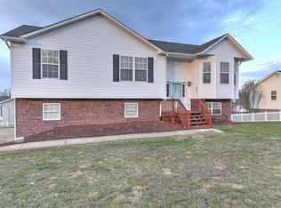 431 Crystal Springs Cir, Gray, TN 37615