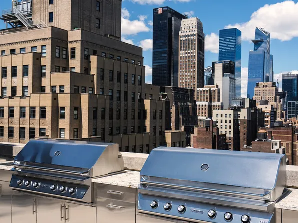 70 West 37th Street image 9 of 17