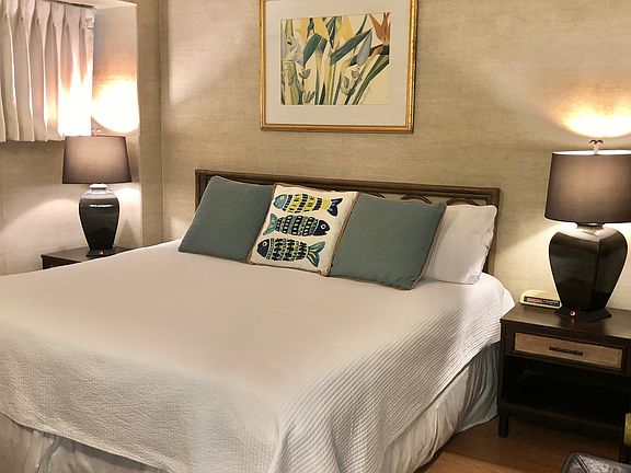 King Bed with black out curtains